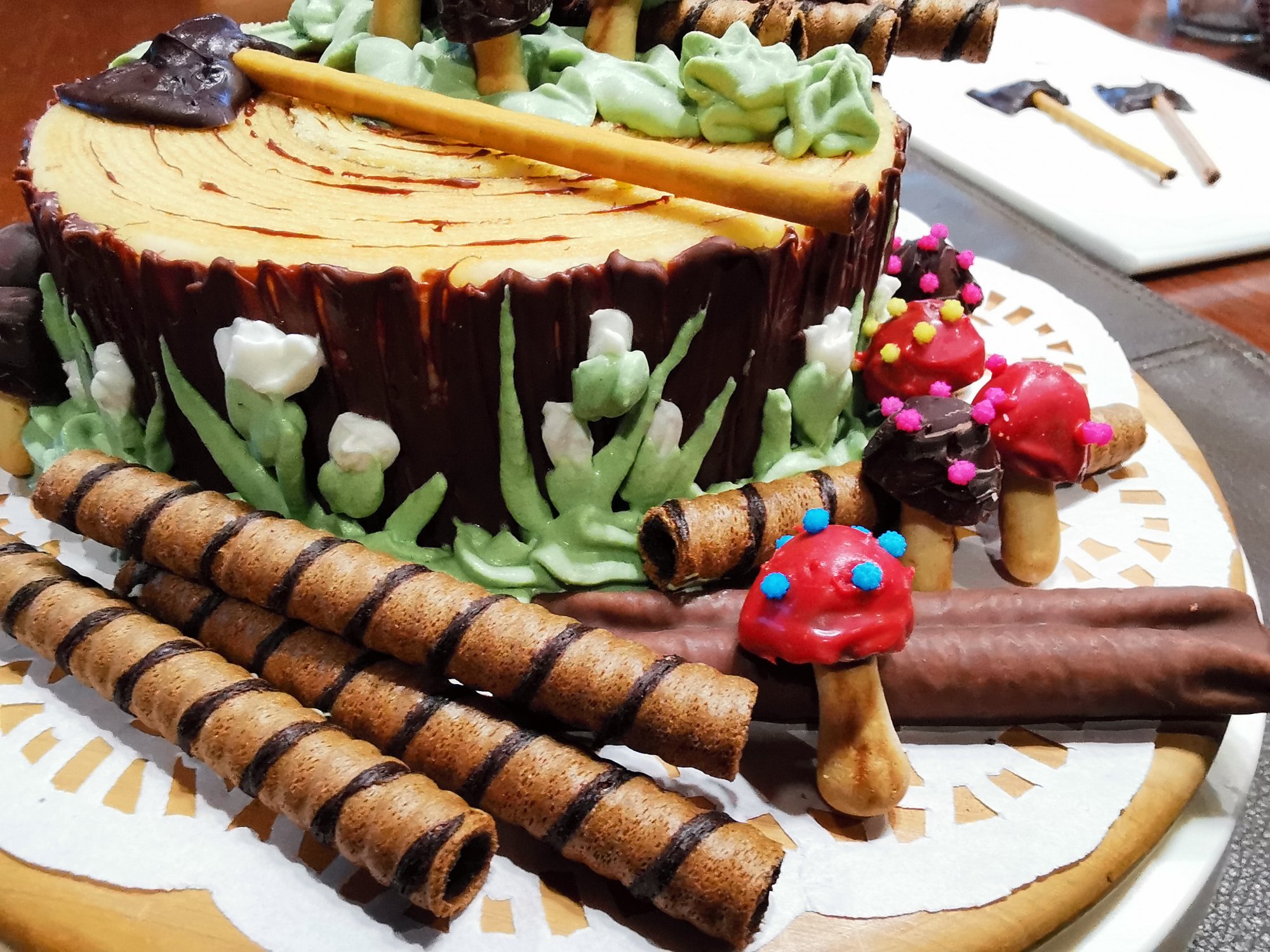 薪割好きのための誕生日ケーキ