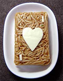 ゴッチン焼きそばハート弁当