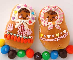 ミニピーナツパンで作ったマドリョーシカ　
