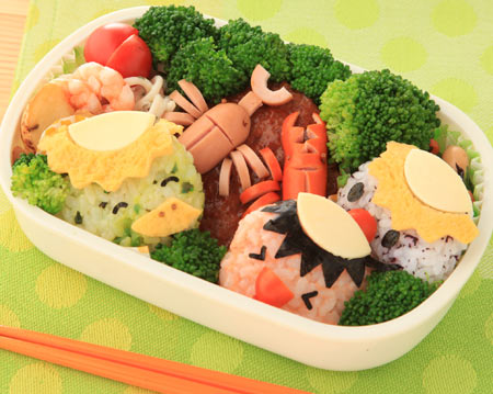 ウィンナーの飾り切り-昆虫採集＆おにぎり1000本ノックNo？