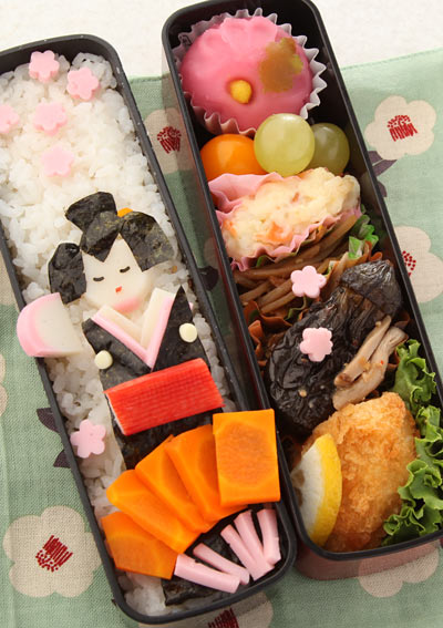 着せ替え弁当–芸子さん
