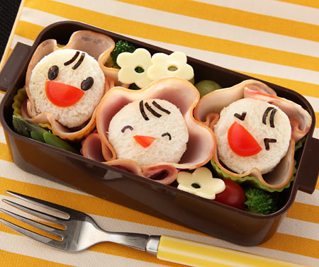 ハムの花のサンドイッチ　弁当