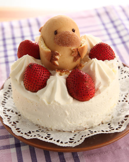 栗饅頭でカモノハシ　ケーキ（T-T）