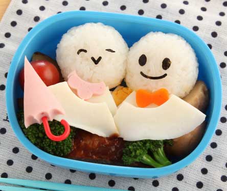 てるてるぼうず弁当　飾り切り　ソーセージ　傘