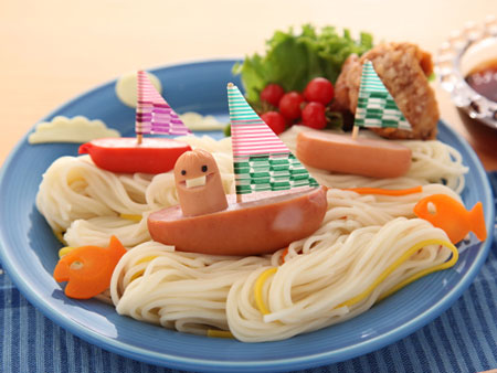 ひやむぎの海でヨット遊びランチ – 祝!海の日