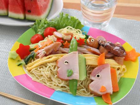 冷やし中華de水族館！？　飾り切り