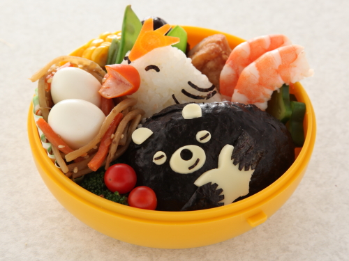 クマさんとトリさんのおにぎり弁当 – リセマム