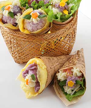 お花見弁当 – 花束のバスケット