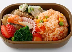 赤ちゃん弁当 – チキンピラフ弁当①