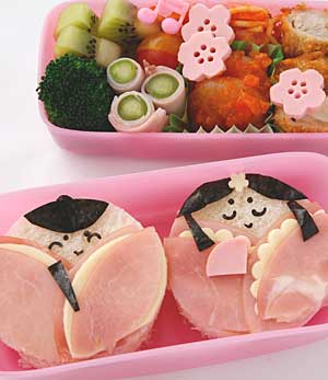 お雛様のサンドイッチ弁当