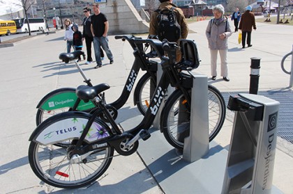 トロントでもレンタル自転車発見！
