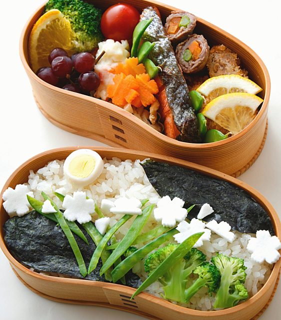 夜風にそよぐなでしこ弁当