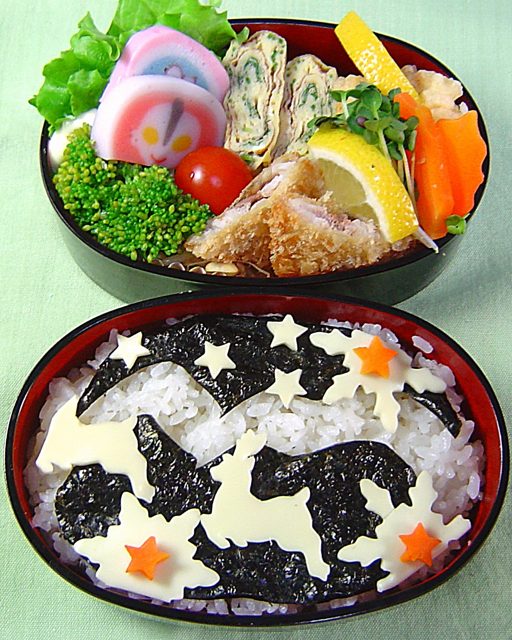 雪の夜空を駆けるトナカイ弁当