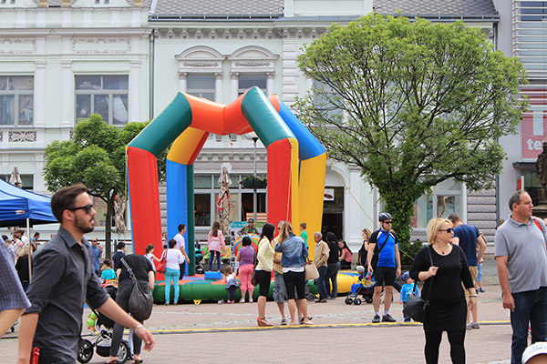 チェコ Zlinの朝市レポート