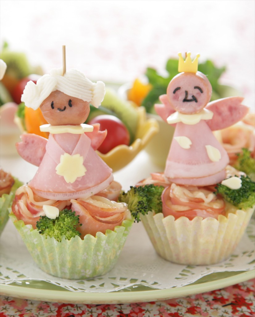 春をお祝いする妖精とハム係長