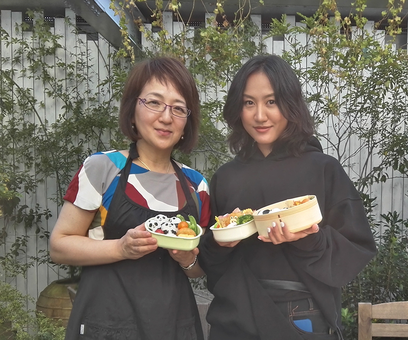 歌手の陳粒（チン・リー）さんとお弁当を作らせていただきましました！