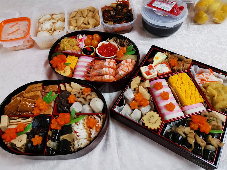おせち詰めました – おせち作るんだもの