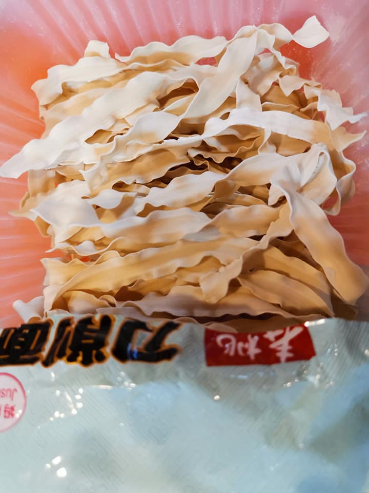 刀削麺をパクチーおかわり自由~で食べたい!