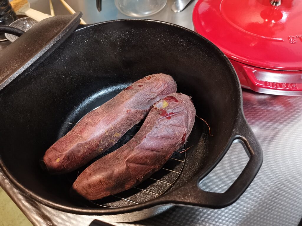 雨の日の常備菜作り・ラタトゥユ・昆布の煮もの・焼き芋