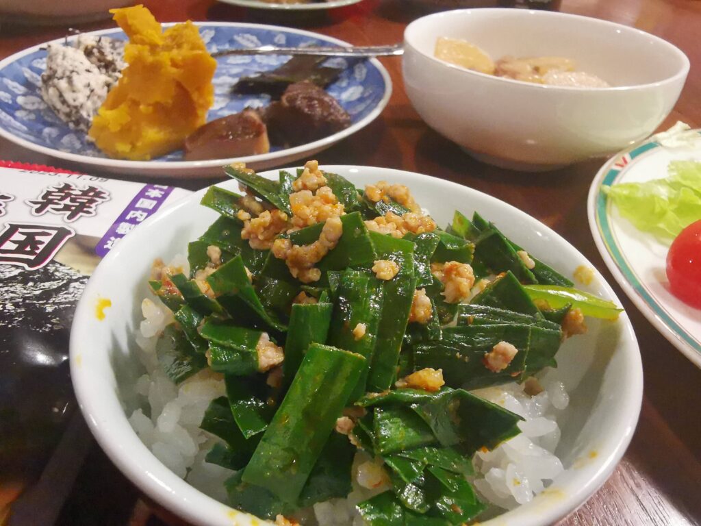 台湾風?ニラ肉のトッピング作ってみました!