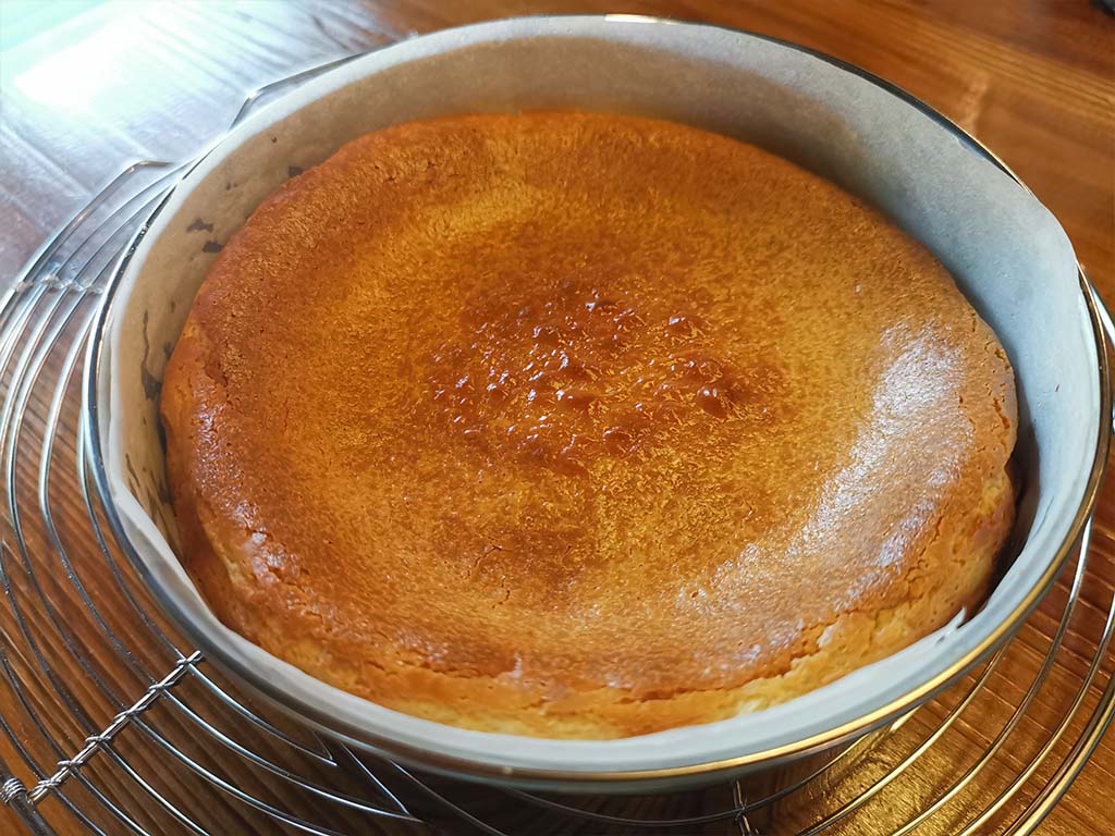 手作り焼きチーズケーキ作りました。