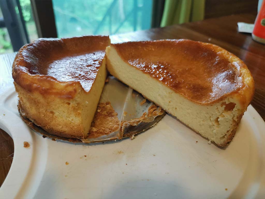 手作り焼きチーズケーキ作りました。
