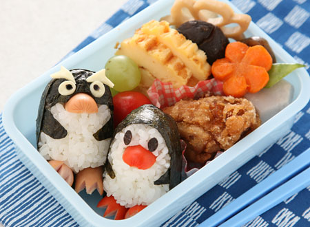 ペンギンおにぎり-そうやって持っちゃだめ！！