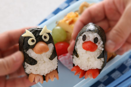 ペンギンおにぎり-そうやって持っちゃだめ！！