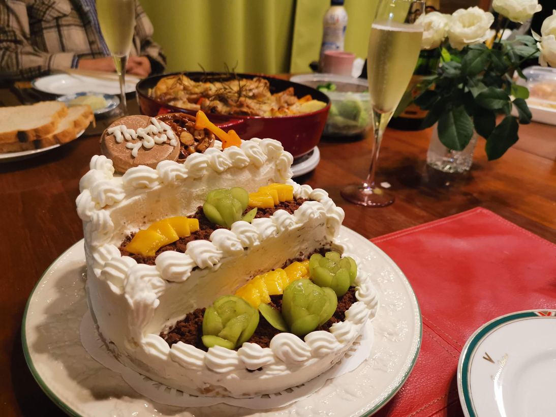 森のお菓子作り・段々畑ケーキ作りました！