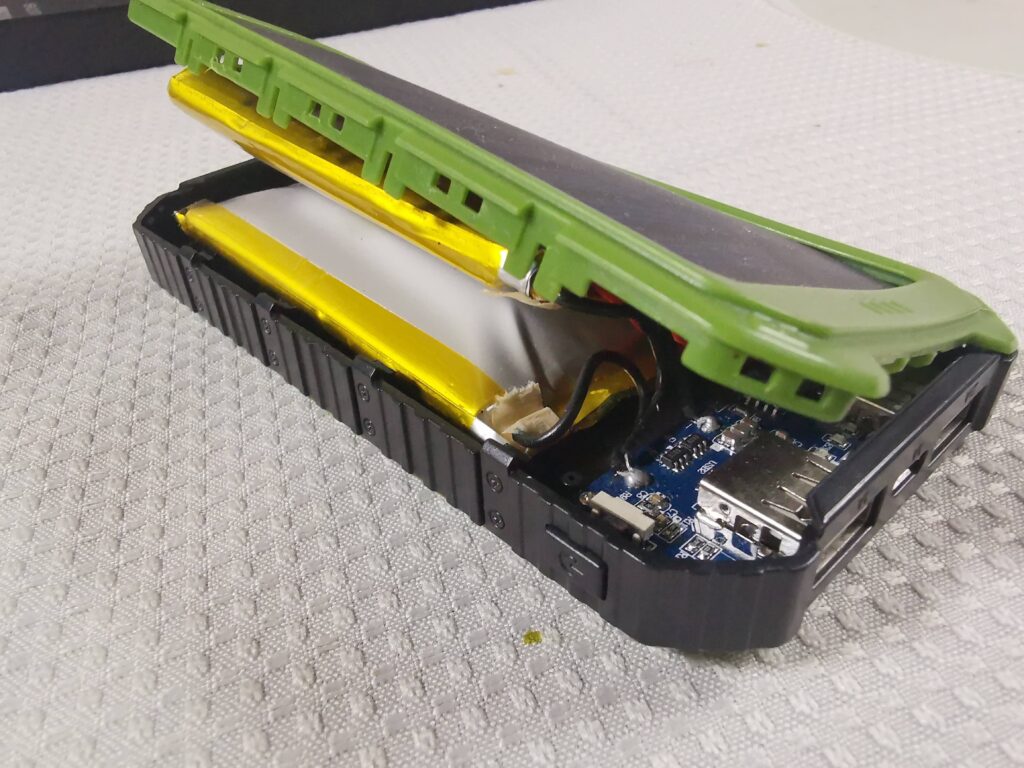 開閉式？モバイルバッテリー
